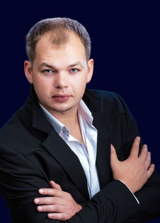 Алексей Брянцев